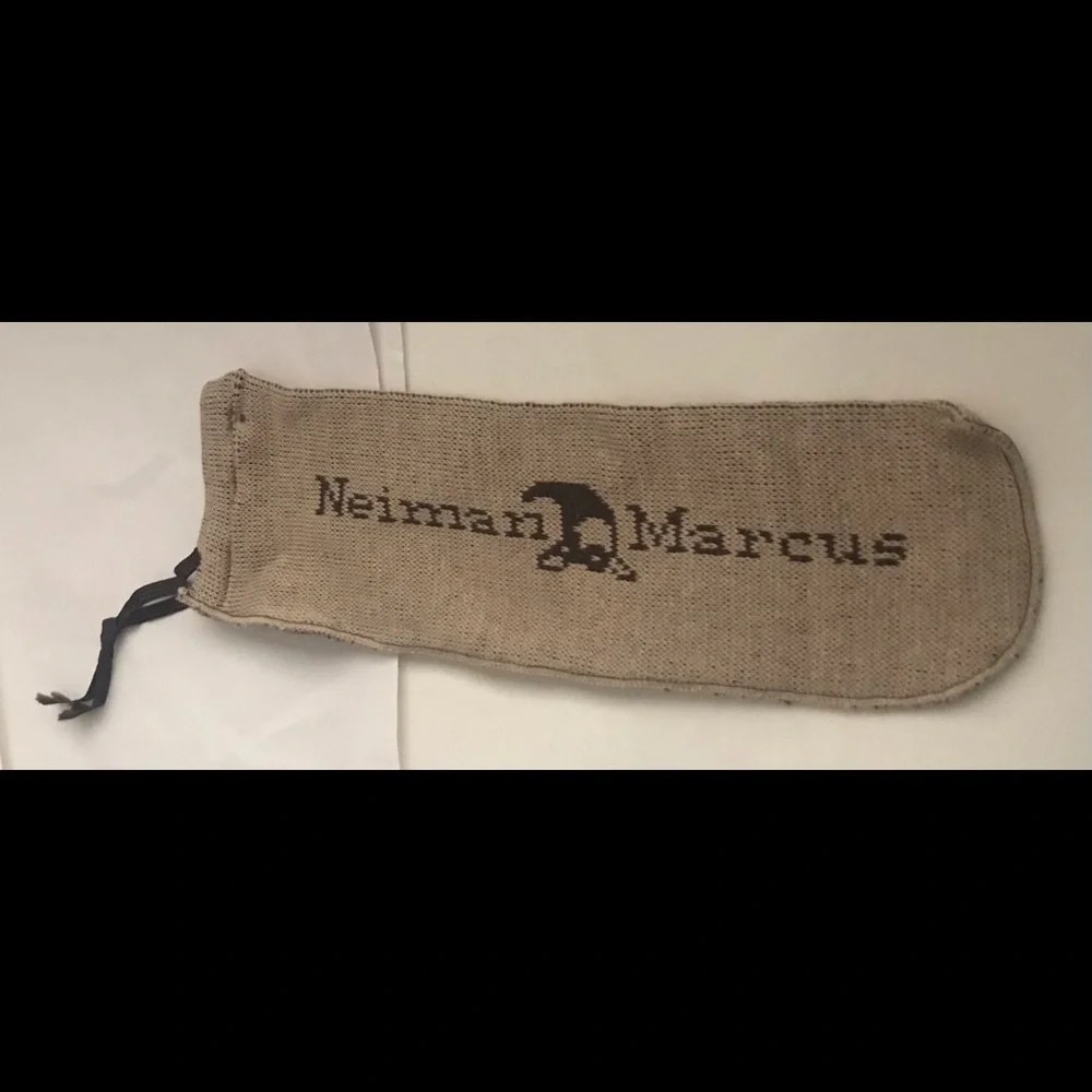 New Neiman Marcus Knit Shoe Bags Travel Beige Blue - Picture 7 of 14